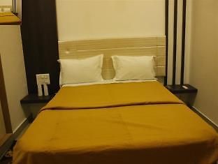 Hotel Shiv Lake Будж Екстериор снимка